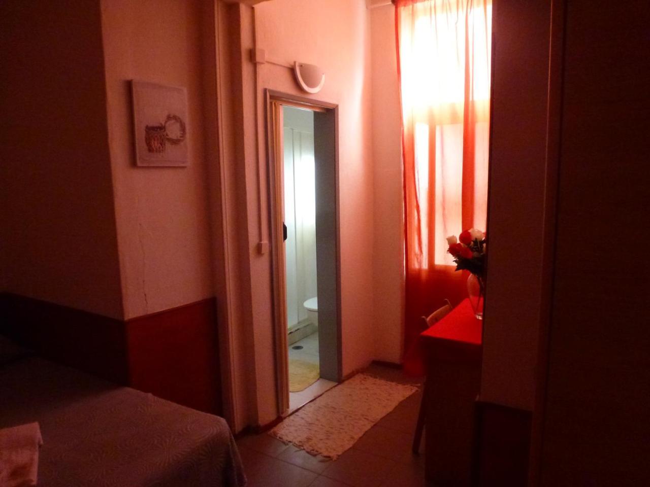 Hospedaria D. Damélio Lisboa Extérieur photo